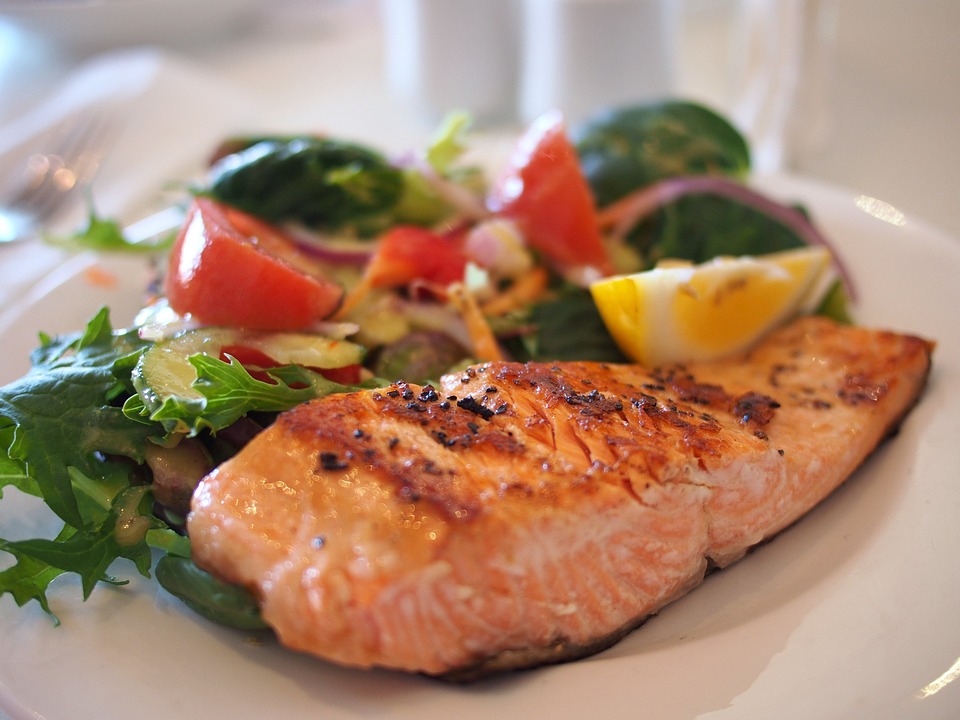 salmon-vegetables-flu-fight