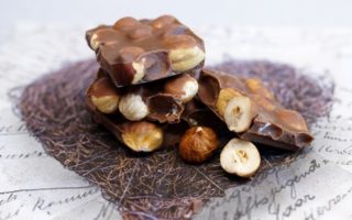 chocolate-hazelnuts-bar-books-read