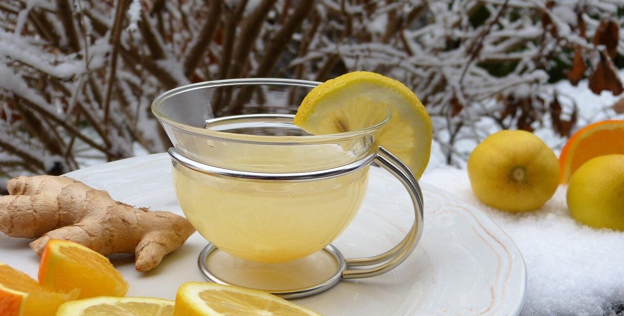 lemon-juice-ginger-drink-apply