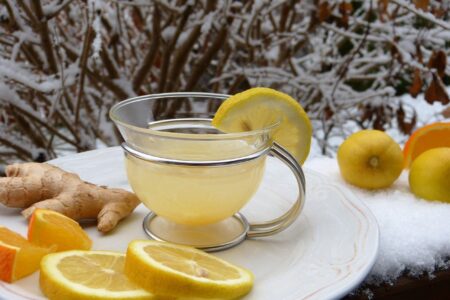 lemon-juice-ginger-drink-apply